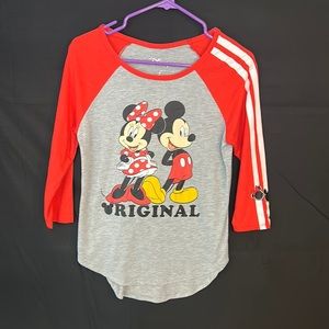 Disney Mickey & Minnie shirt size small